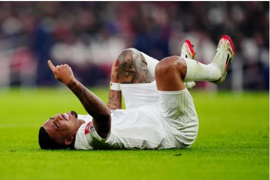 Arsenal gặp khó trong việc thanh lý Takehiro Tomiyasu và Jesus