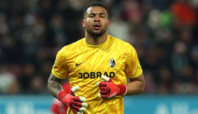 Arsenal lên kế hoạch chiêu mộ thủ môn Graeme Bailey,