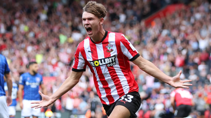 MU nhắm người của Southampton