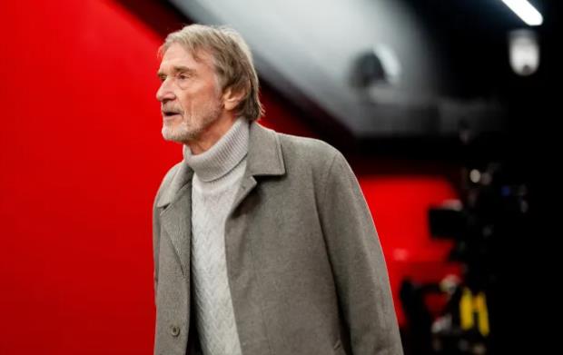 Sir Jim Ratcliffe chỉ ra 5 cầu thủ MU được trả lương quá cao