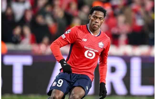 Arsenal và Liverpool nhận đòn đau vụ Jonathan David