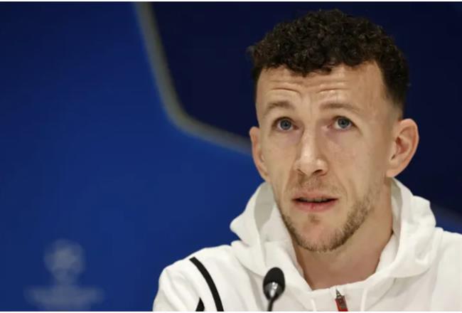Ngôi sao của PSV, Ivan Perisic lên tiếng cảnh báo Arsenal
