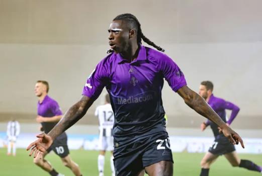 Newcastle nhận tin buồn vụ tiền đạo Moise Kean của Fiorentina