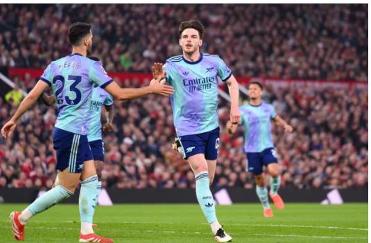 Huyền thoại Paul Merson dự đoán Arsenal có thể văng khỏi Top 4