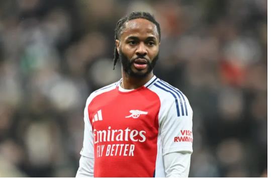 Tiền đạo Raheem Sterling sa sút vì thiếu sự tự tin?