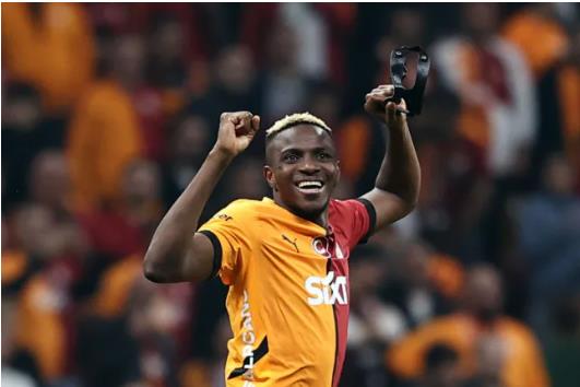 Victor Osimhen muốn gia nhập Chelsea ở kỳ chuyển nhượng Hè 2025