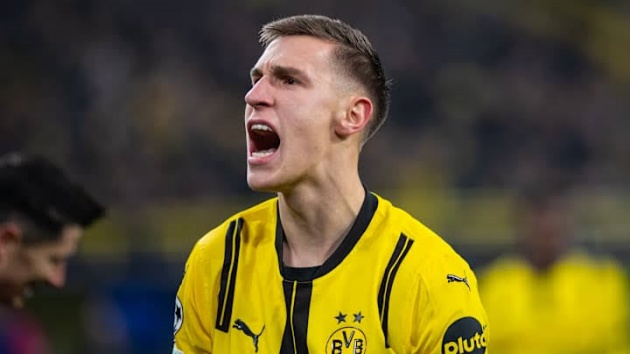 Liverpool nhắm Nico Schlotterbeck thay Virgil Van Dijk