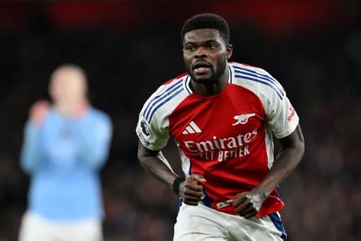 Barca có thể ký hợp đồng với Thomas Partey ở Hè 2025