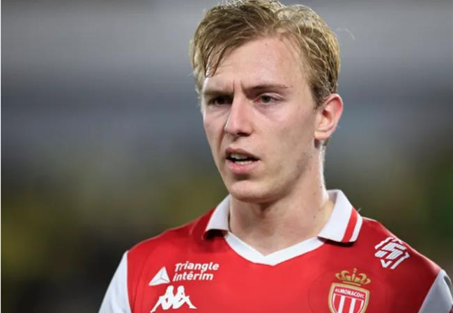 Mika Biereth lập hat-trick thứ 3 trong 7 trận cho Monaco