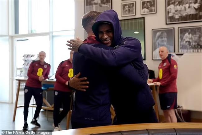 Diện mạo Marcus Rashford sau 1 năm trở lại tuyển Anh