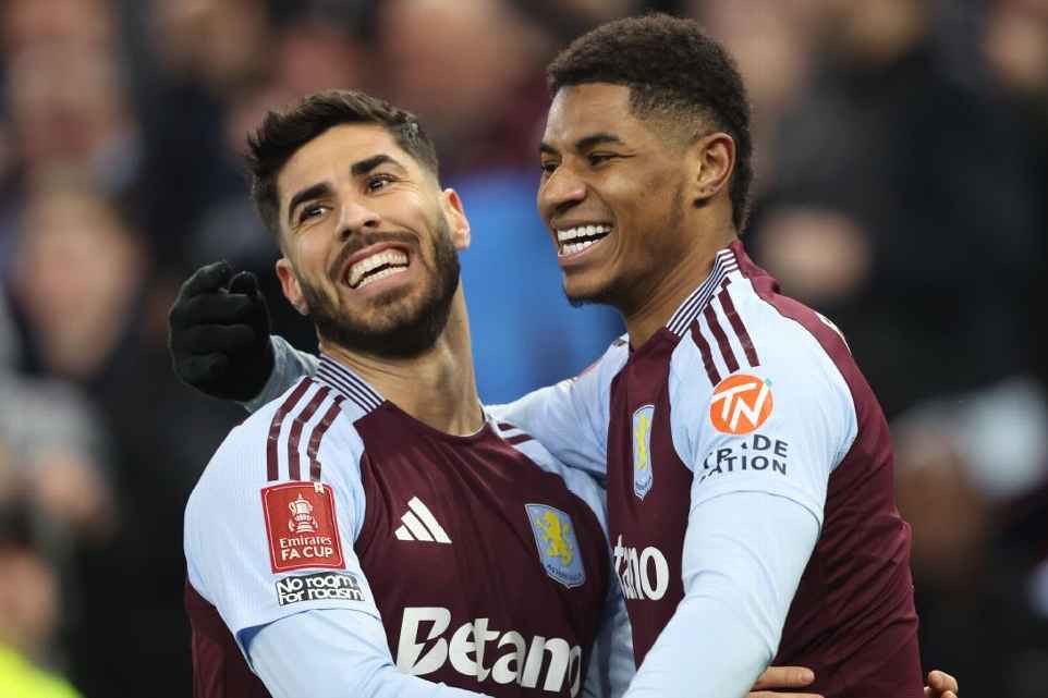 HLV Villa tiết lộ lý do hồi sinh Marcus Rashford