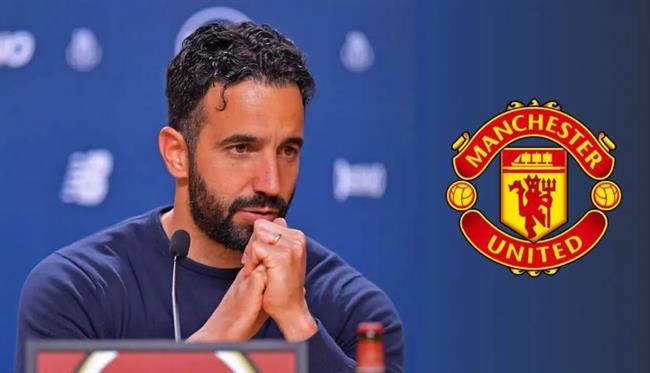 Chuyển nhượng Man United: 8 người đi