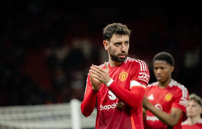 Ruben Amorim bảo vệ Bruno Fernandes trước chỉ trích từ cựu sao MU