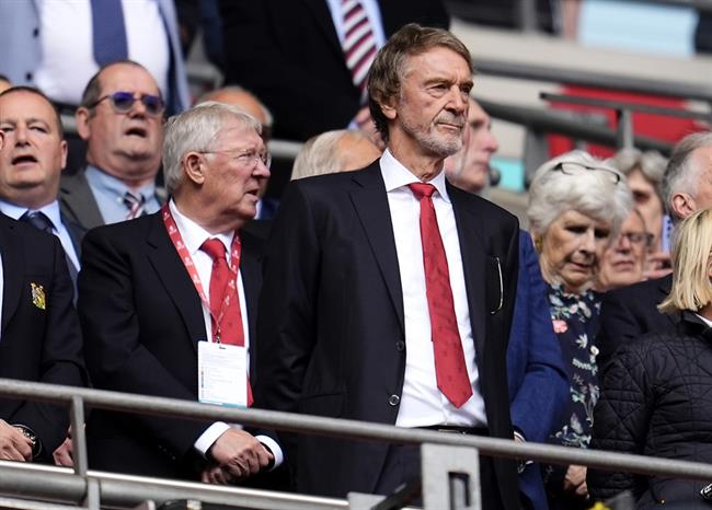 Sir Jim Ratcliffe phân trần về việc cắt hợp đồng của Sir Alex