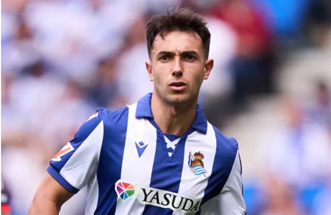 Arsenal đã hoàn tất việc chiêu mộ tiền vệ Martin Zubimendi