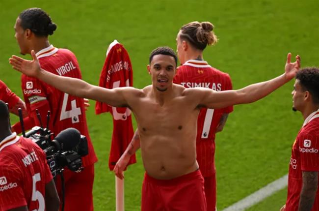 Trent Alexander-Arnold lên tiếng về tương lai