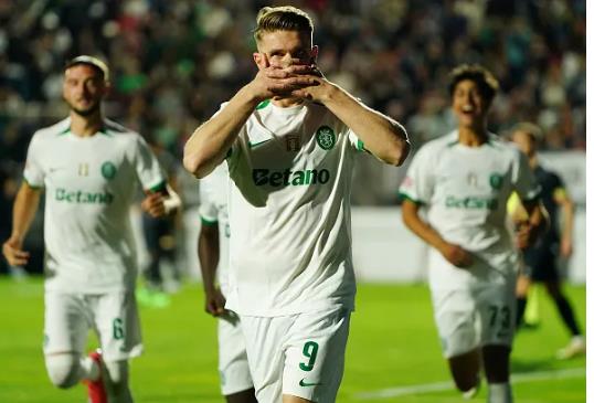 Nani khuyên MU chiêu mộ Viktor Gyokeres ở Hè 2025