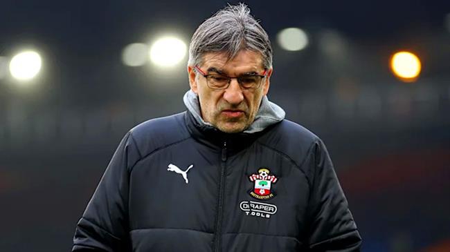 Southampton sa thải HLV Ivan Juric ngay sau khi xuống hạng