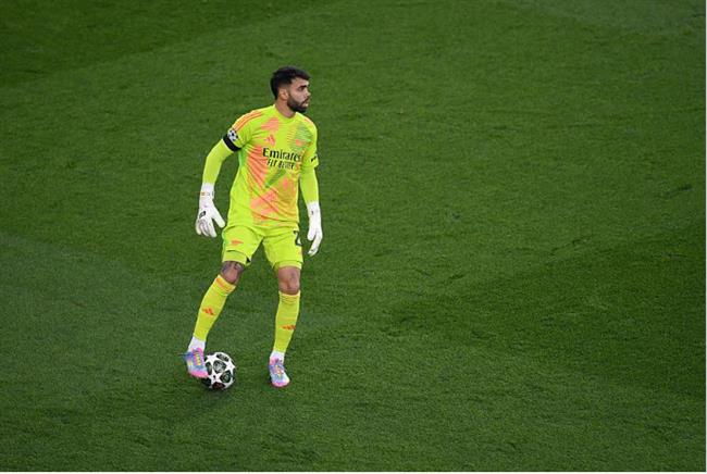 David Raya nói gì sau thất bại của Arsenal trước PSG?