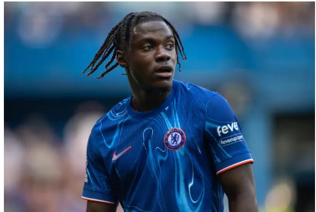 Chelsea nhận thêm tin buồn từ tiền vệ Romeo Lavia