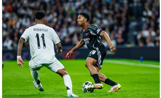 Rio Ferdinand khen ngợi 2 cầu thủ Arsenal sau trận thắng Real