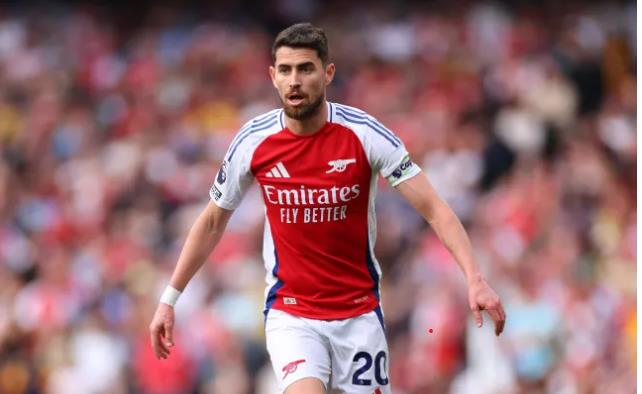 Tiền vệ Jorginho quyết định rời Arsenal ở Hè 2025