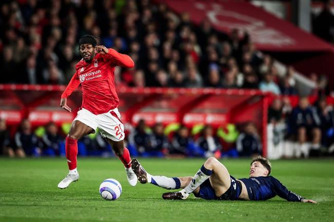 Anthony Elanga phơi bày nghịch cảnh của Man Utd