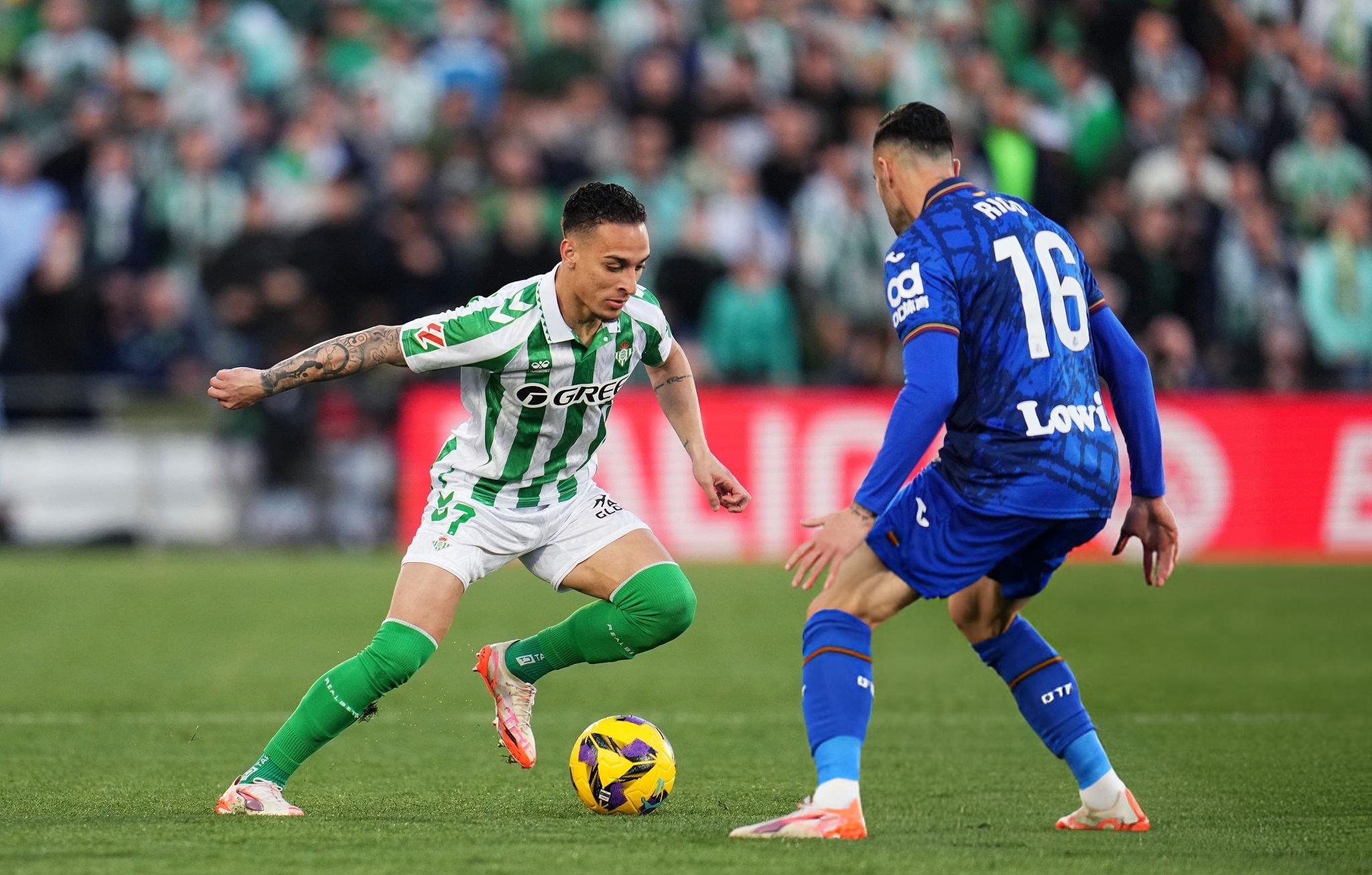 Antony tìm lại chính mình trong màu áo Real Betis