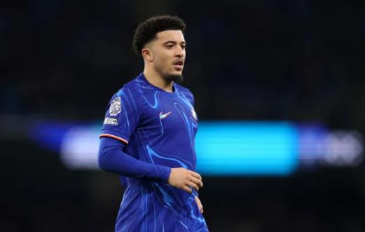 Chelsea chưa nghĩ tới chuyện gia hạn với Jadon Sancho