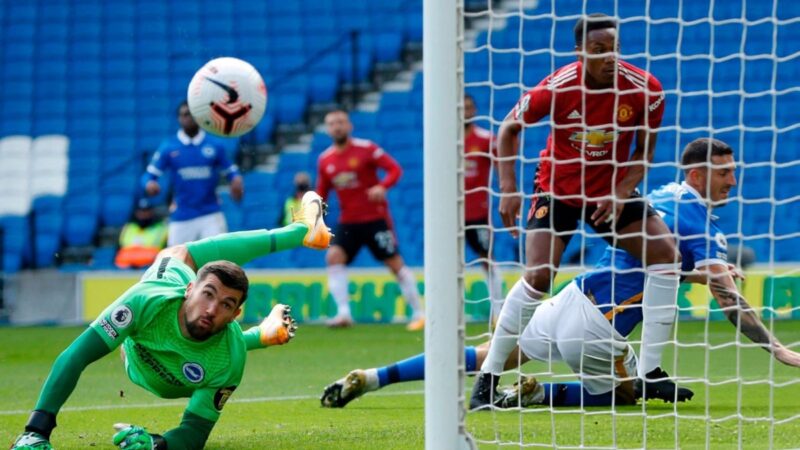 Duy Mạnh đá cặp Pansa đấu Hojlund, Zirkzee của Man United