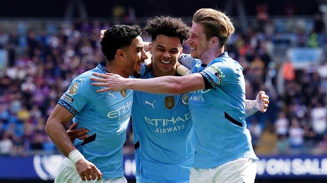 Pep Guardiola hết lời ca ngợi De Bruyne sau trận thắng Palace