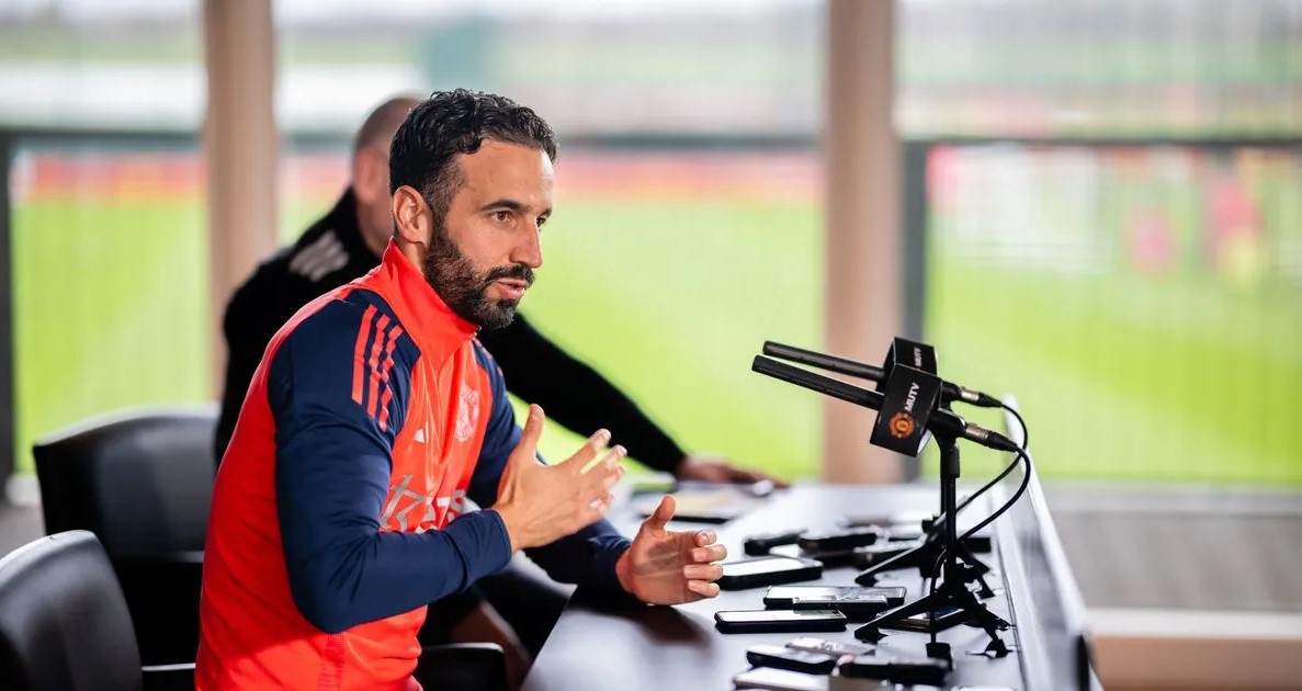 HLV Ruben Amorim chia sẻ bất ngờ trước trận gặp Newcastle