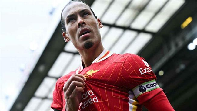 Mohamed Salah kêu gọi Van Dijk gia hạn hợp đồng với Liverpool