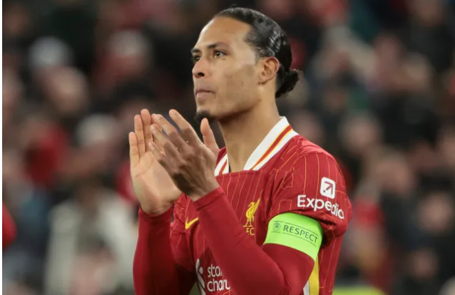 Virgil van Dijk gia hạn hợp đồng 2 năm với Liverpool