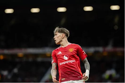 Paul Scholes lo lắng nếu MU bán Alejandro Garnacho