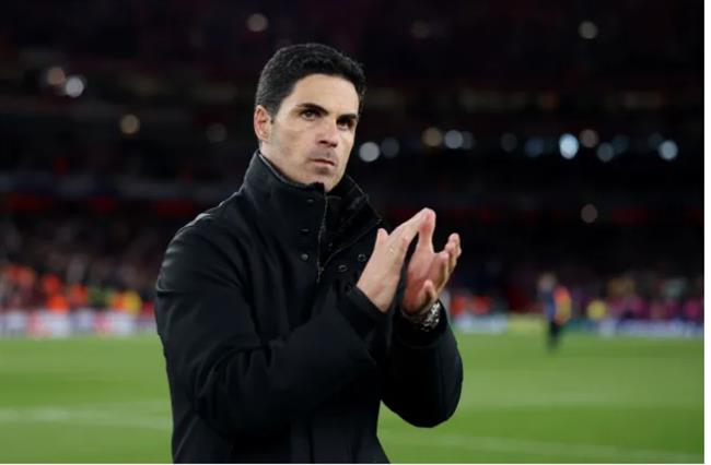 Mikel Arteta nhận cảnh báo về khả năng bị Arsenal sa thải