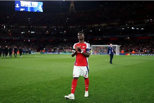 Bukayo Saka chỉ ra đội bóng mạnh nhất mà Arsenal đối đầu mùa này