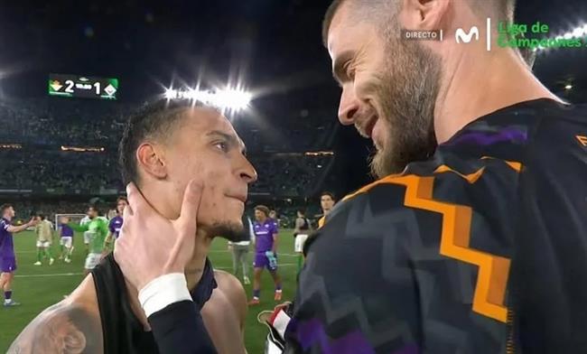 Thủ môn David de Gea lên tiếng khen ngợi Antony