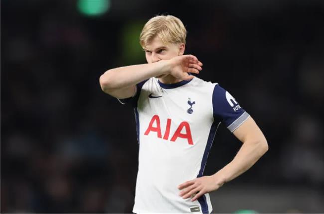 Tottenham nhận tin buồn từ chấn thương của Lucas Bergvall